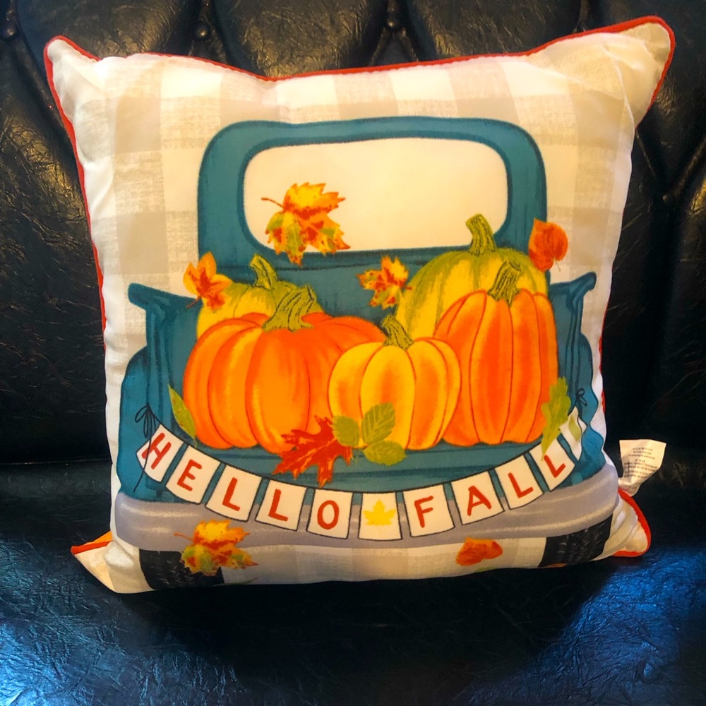 9456 Mainstays Fall Pillow Farm Truck “Welcome Fall” Indoor Outdoor Washable